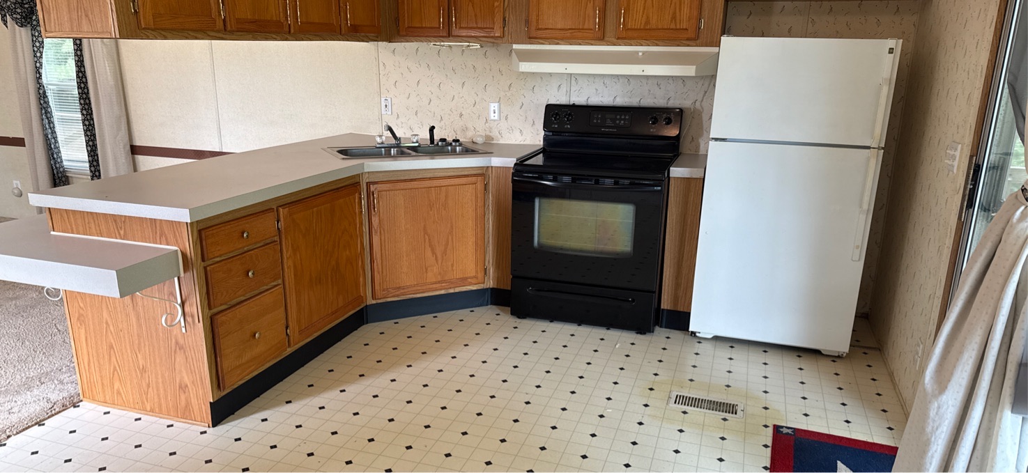 412 Schaal Road - 1